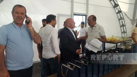 Families returning to Lachin receive keys to their homes