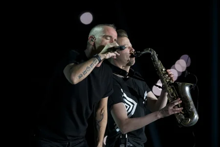 İtalyan müğənni Eros Ramazzotti Bakıda ilk dəfə konsert verib