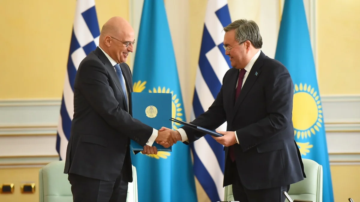 Kazakh, Greek FMs ink deal on training of diplomats
