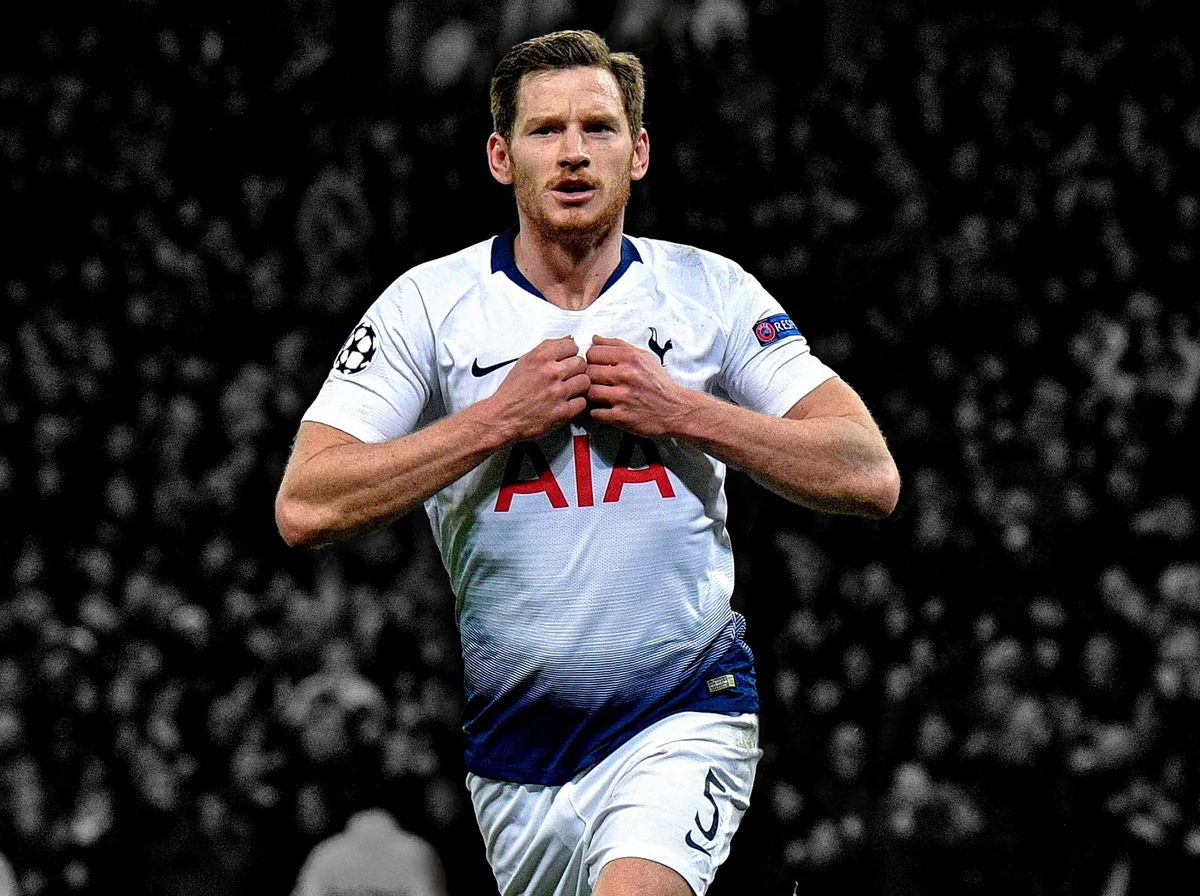 Belçikalı futbolçu Tottenhemdən ayrıldı