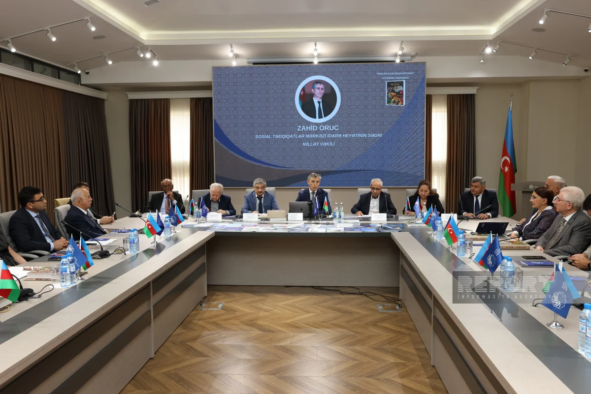 STM-də “İrəvan xanlığının mətbəxi” kitabının ingilis dilində təqdimatı keçirilib