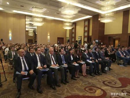 Bakıda “Məhkəmə-hüquq islahatlarına vəkil baxışı” mövzusunda konfrans keçirilib