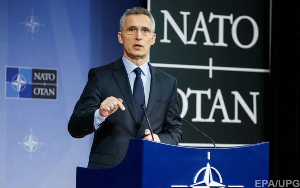 Столтенберг: Критикуя Россию, мы критикуем политику правительства, но не русский народ
