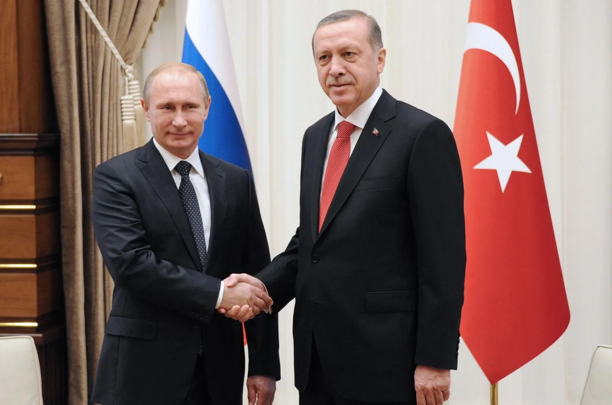 Erdoğan and Putin discuss latest developments over phone