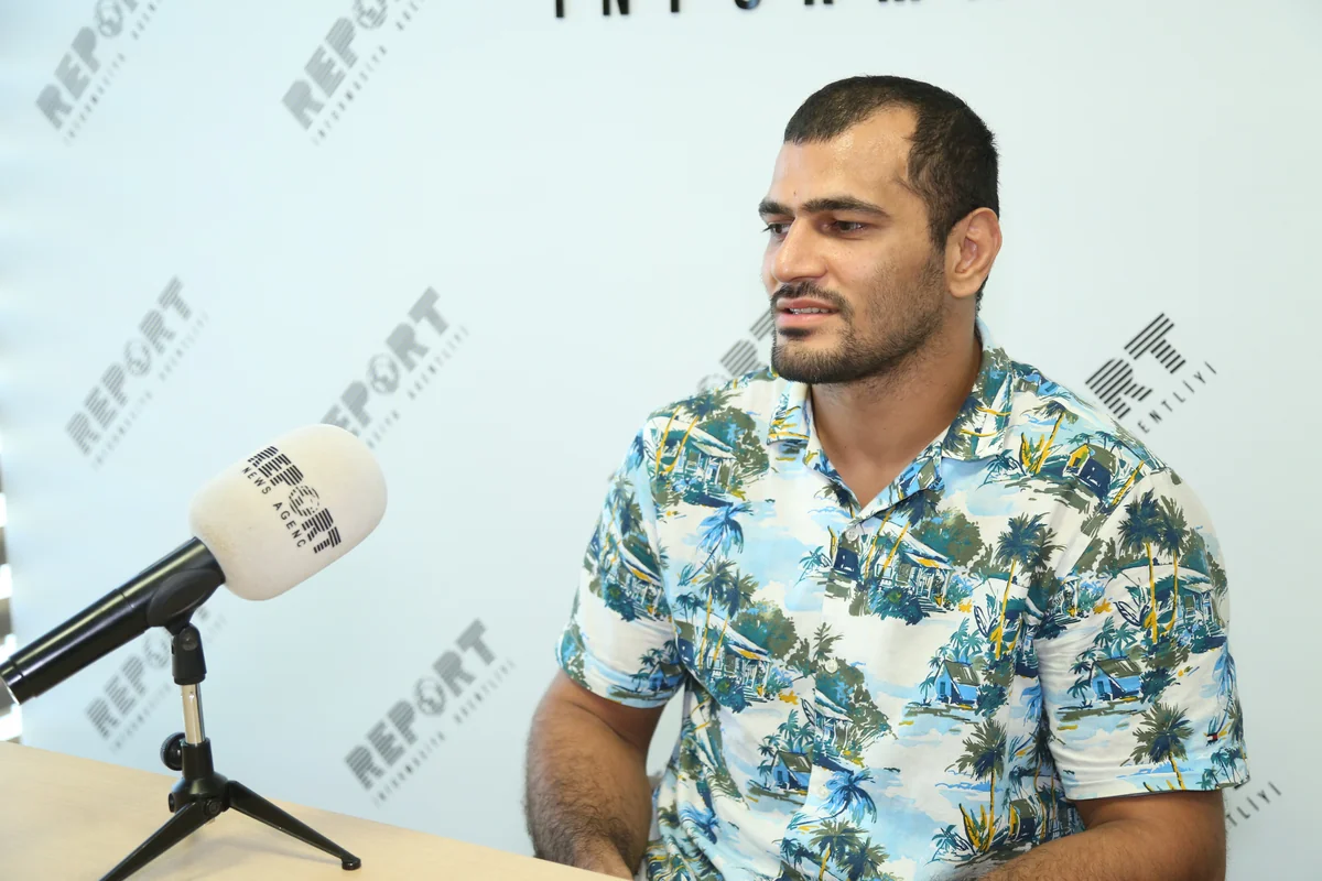 Elmar Qasımov: Bir də video çəkmərəm