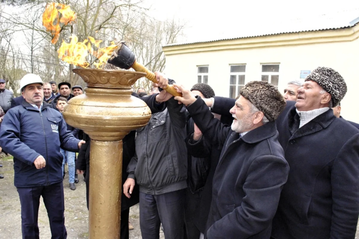 Sabirabadın Şəhriyar kəndinə ilk dəfə qaz verilib