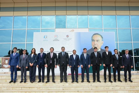 Naxçıvanda Ulu Öndər Heydər Əliyevə həsr olunan konfrans keçirilib
