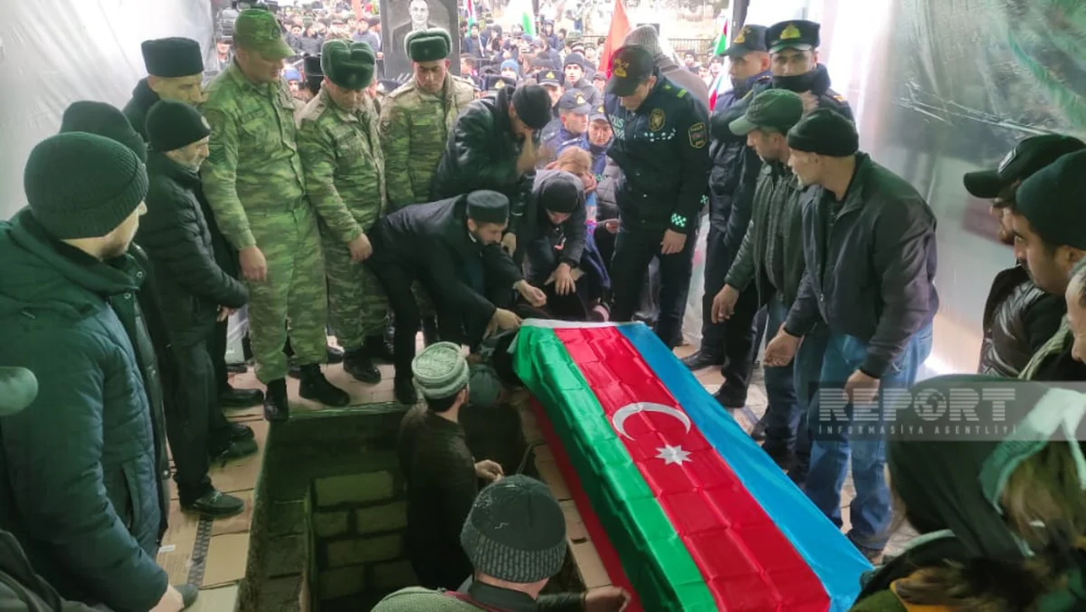 Kəlbəcərdə minaya düşərək şəhid olan Zöhrab Hümbətov dəfn olunub - YENİLƏNİB-2