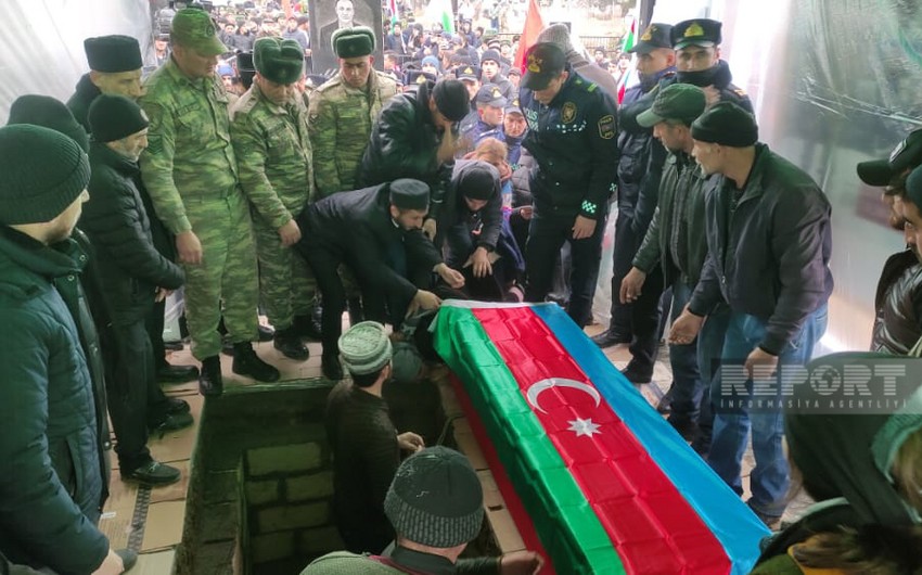 Kəlbəcərdə minaya düşərək şəhid olan Zöhrab Hümbətov dəfn olunub - YENİLƏNİB-2