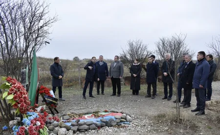 Estoniyalı parlamentarilər Ağdamda ermənilərin törətdiyi vəhşiliklərlə tanış olublar
