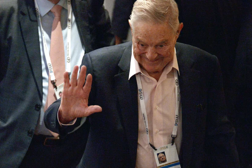 Трамп заявил, что к финансированию атак на Tesla может иметь отношение Сорос