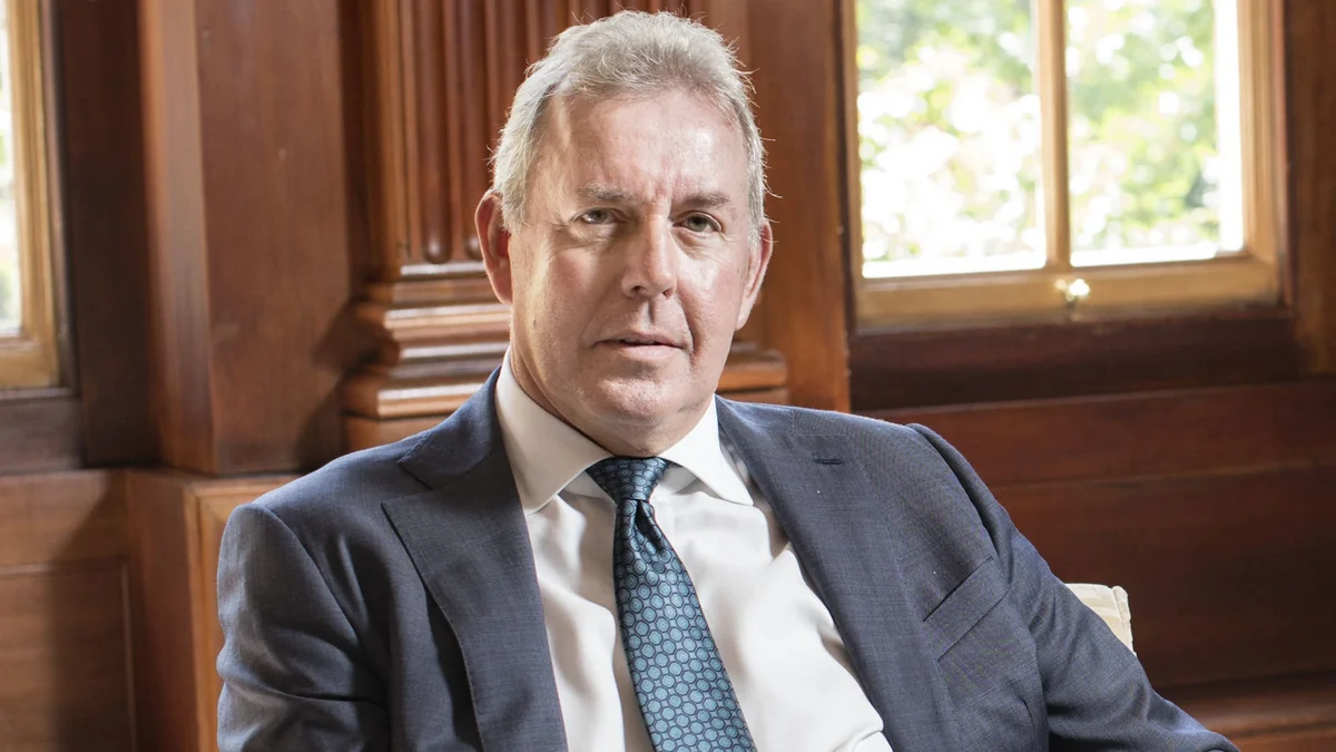 British Ambassador to US leaves his post