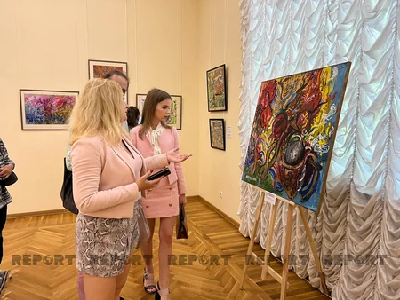 В Саратове отрылась выставка Цветные сны Азербайджана