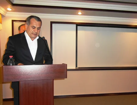 ​“Azneft”də yarımillik istehsalat göstəriciləri müzakirə olunub