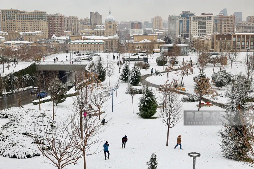 Intense snow expected in some parts of Baku tomorrow