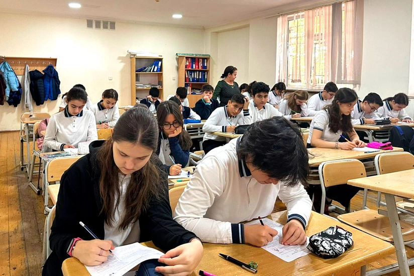 Депутат: Важно более строго соблюдать этику общения в школах