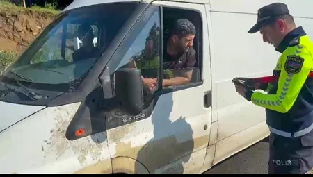 Lerikdə kobud qayda pozuntularına yol verən sürücülər aşkarlanıb