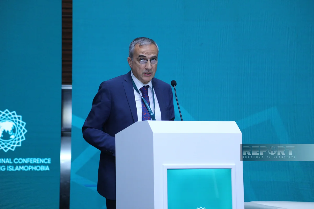 Bakıda islamofobiyaya qarşı mübarizəyə dair Birgə Kommunike qəbul olunub
