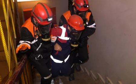 Metroda yanğın hadisələri üzrə təlim keçirilib