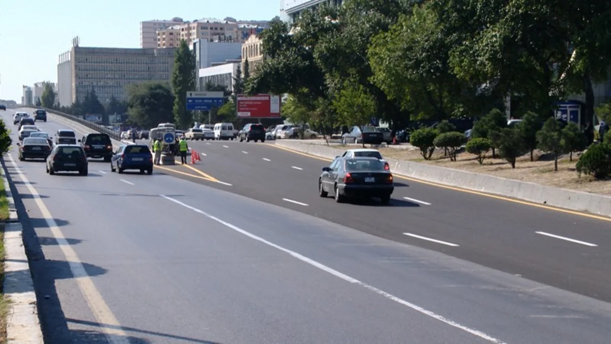 20 Yanvar dairəsində bağlanan yol açılıb