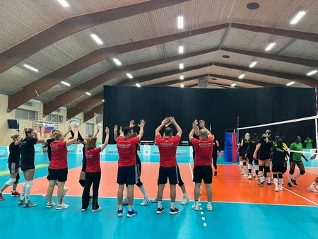 Azərbaycanın qadın voleybol millisi üç yoxlama görüşü keçirib
