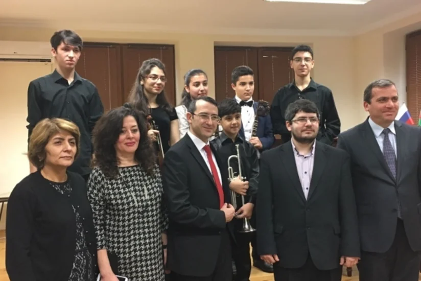 Bakı və Moskvadakı Qara Qarayev adına məktəblər arasında əməkdaşlıq müqaviləsi imzalanıb