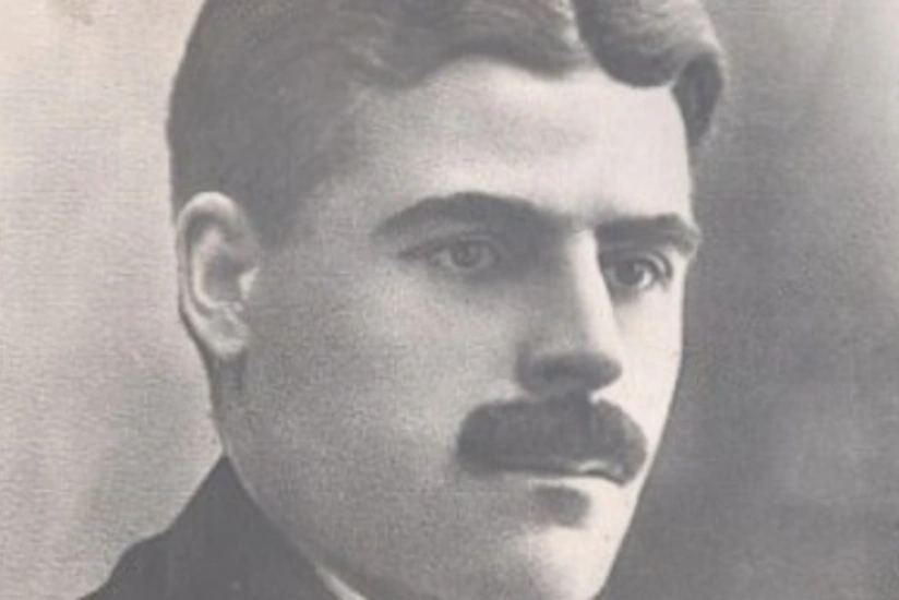 İlk Məcnunun vəfatından 70 il ötür