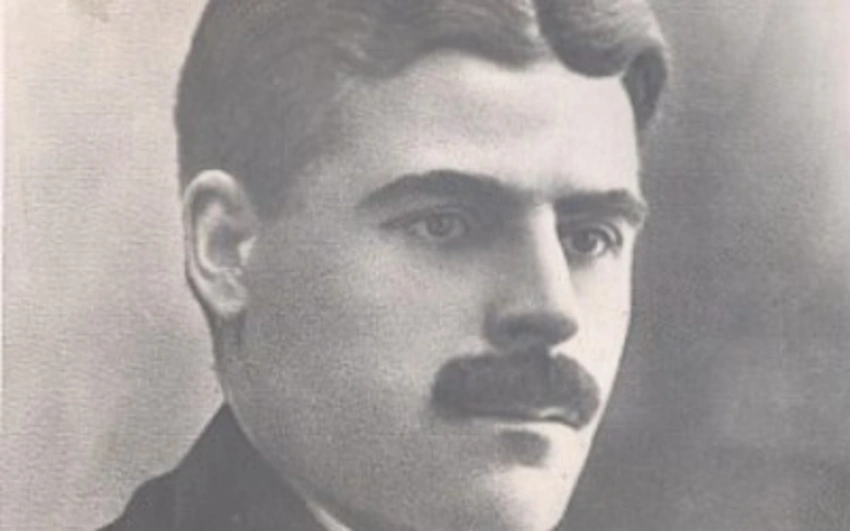 İlk Məcnunun vəfatından 70 il ötür