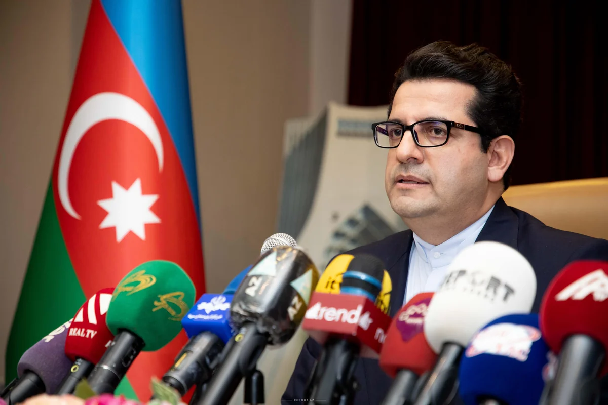 Səfir İran vasitəsilə Ermənistana silah tədarükünə münasibət bildirib