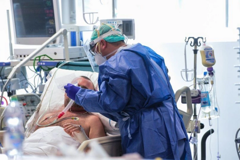 Koronavirusa yoluxanların müalicə aldığı xəstəxanadan VİDEO