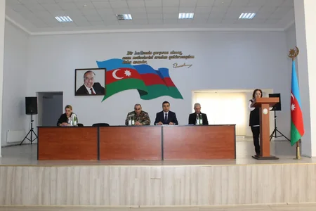 FHN-in hərbi hissələrində “Heydər Əliyev İlinə həsr olunan silsilə tədbirlər keçirilib