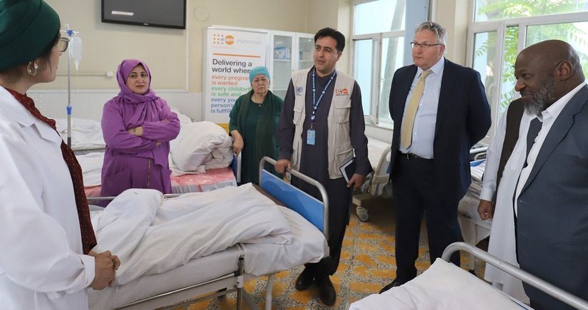 Əfqanıstanda yardım maliyyələşdirilməsinin azaldılması qadın və uşaqların həyatını təhlükəyə atır