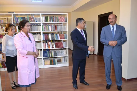 Mədəniyyət və turizm naziri Kürdəmirdə vətəndaş qəbulu keçirib
