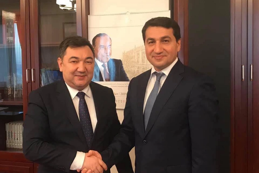 Prezidentin köməkçisi Beynəlxalq Türk Akademiyasının prezidenti ilə görüşüb