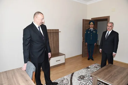 Prezident DSX-nin Naxçıvan şəhər Qaraçuq ərazi dairəsindəki sərhəd dəstəsində yaradılan şəraitlə tanış olub