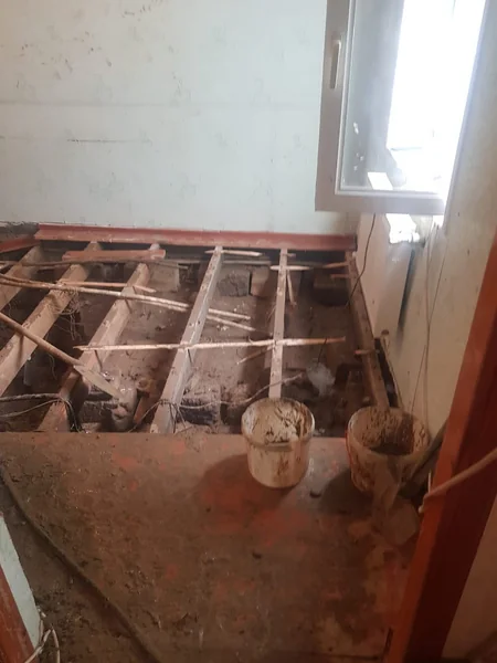 Bakıda təzyiqli magistral su kəmərində qəza baş verib