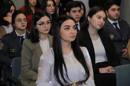 Hüquqşünas tələbələr üçün “Biz gələcəyin vəkilləriyik” adlı qış məktəbi açılıb