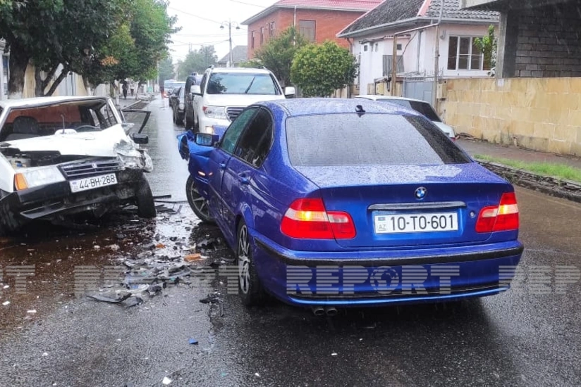 Lənkəranda iki avtomobil toqquşub, xəsarət alanlar var