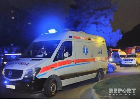 Bakıda yaşayış binasında baş vermiş yanğın söndürülüb, 10 nəfər xəsarət alıb - YENİLƏNİB - VİDEO