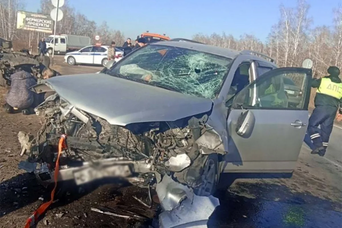 Три человека погибли в ДТП под Омском