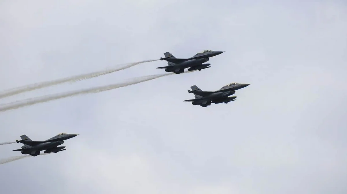 Бельгия намерена поставить Украине 30 истребителей F-16 до 2028 года