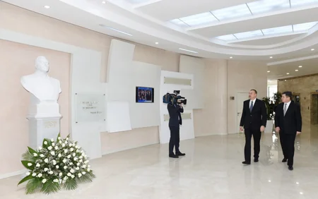 ​Prezident İlham Əliyev Əmlak Məsələləri Dövlət Komitəsinin yeni Mərkəzinin açılışında iştirak edib - FOTO
