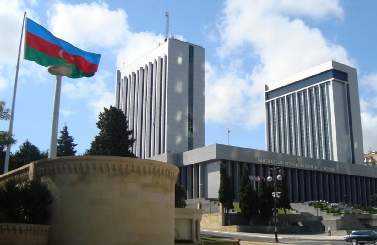 Milli Məclisin deputatı Moldovada prezident seçkilərini izləyəcək