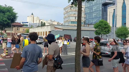 Ukrainians stage rallies in Kyiv demanding release of PoWs