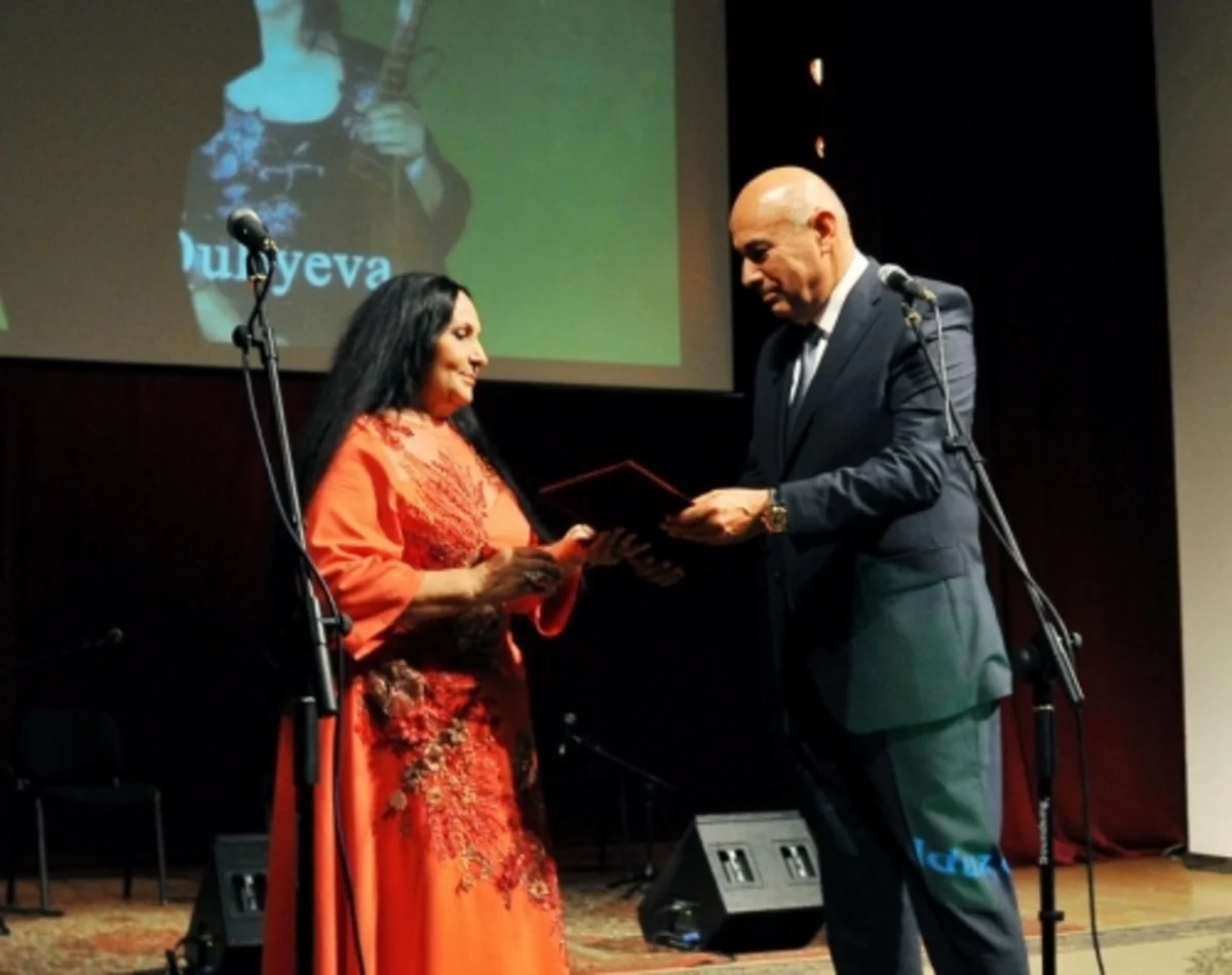 Aşıq Ulduzun 70 illik yubileyi qeyd olunub