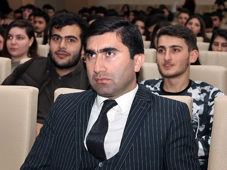 Mahir Mədətov Avroliqanın finalı ilə əlaqədar tələbələrlə görüşüb