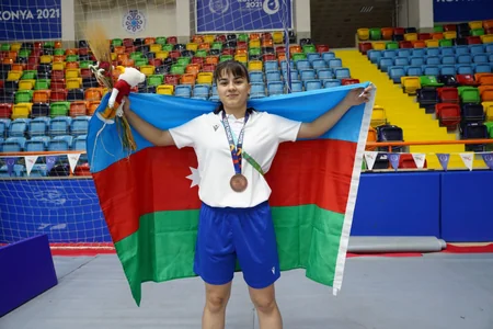 Daha bir Azərbaycan kikboksçusu İslamiadada medal qazanıb