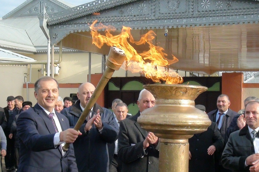 İmişlinin Qızılkənd kəndinə təbii qaz verilib