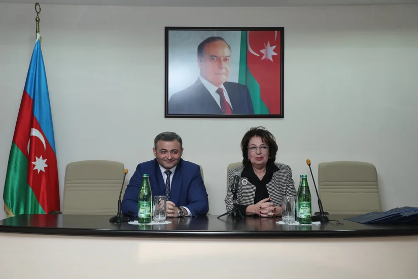 AzTV-də kollektivlə toplantı keçirilib - FOTO