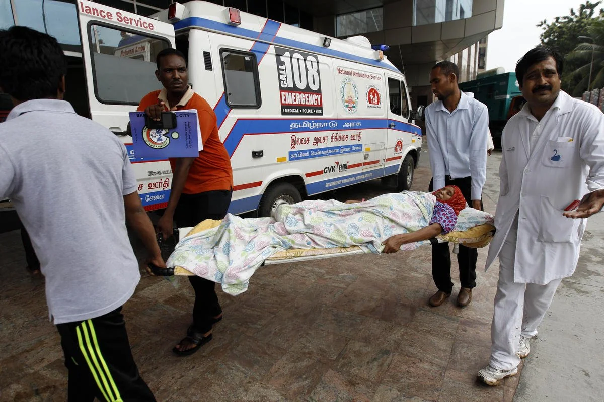 Пожар в индийской больнице, 13 погибших